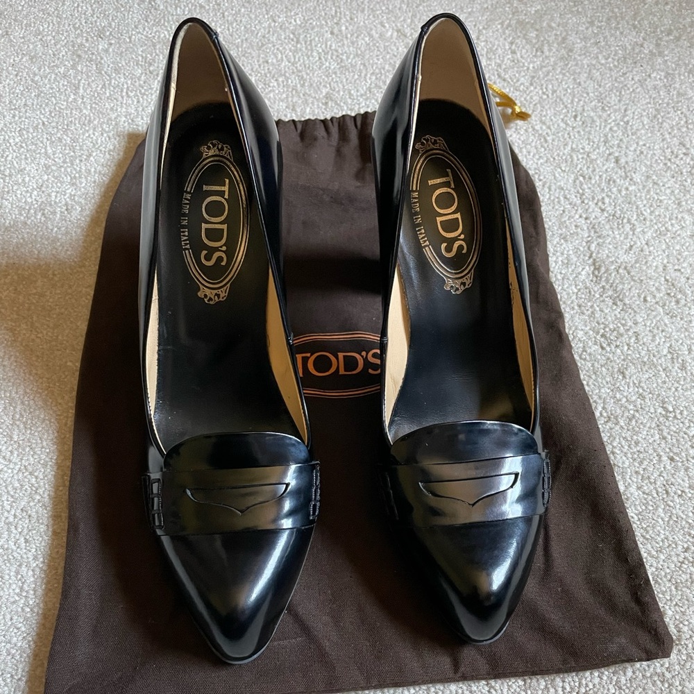 TODS Black Leather heels size 38